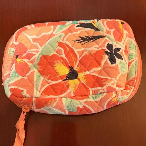 Vera Bradley Quilted Floral Makeup Bag & ID Case Orange Multicolor Fabric - Picture 2 of 5